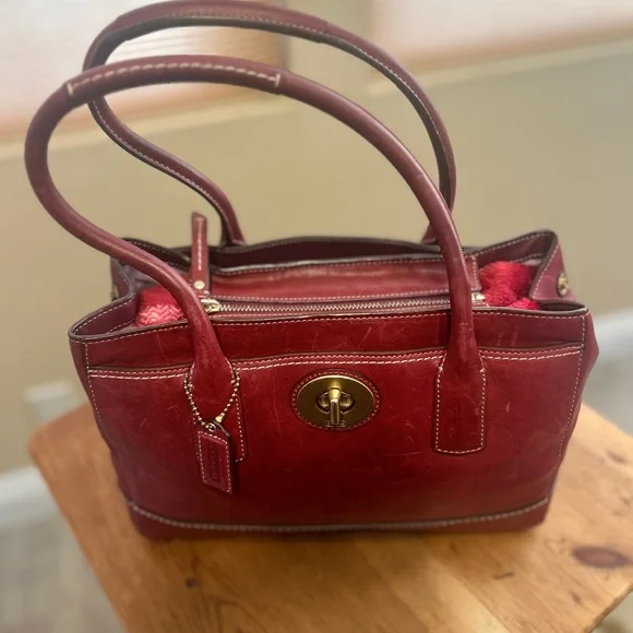 Coach Redish Leather Shoulder Bag - Picture 3 of 13